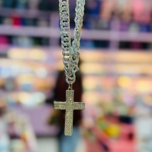 گردنبند صلیب فول نگین المینیوم