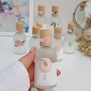 عطر بدن با رایحه طبیعی